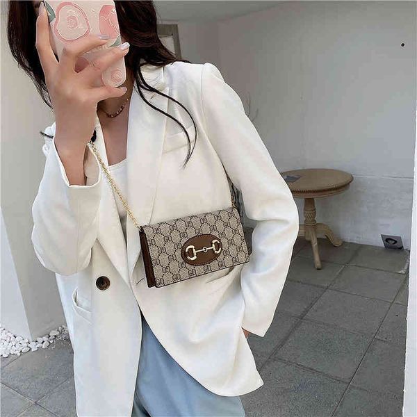 2022 new trend tassel single shoulder chain small square messenger bag classic women's bag luxury designer
2022 new trend tassel single shoulder chain small square messenger bag classic women's bag luxury designer