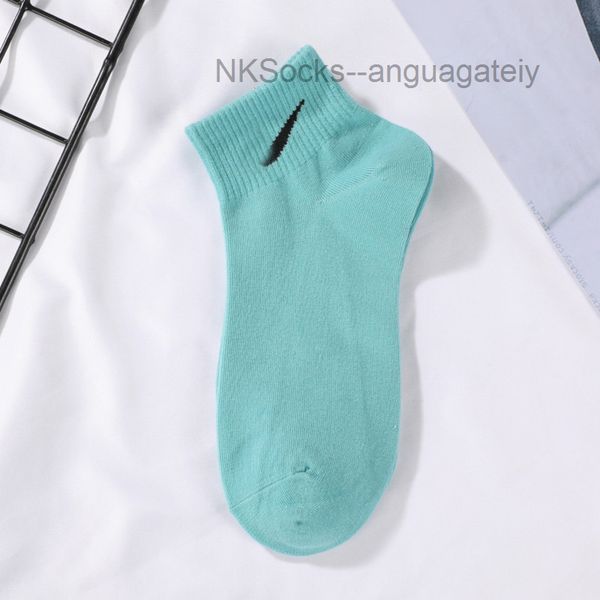 classic fashion men's socks hook brand designer women's leisure lovers' short tube sportsocks luxury women men breathable ver, Black
classic fashion men's socks hook brand designer women's leisure lovers' short tube sportsocks luxury women men breathable ver, Black