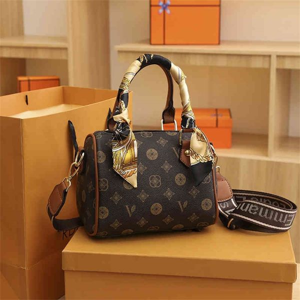 50% off online sale store diagonal small boston pillow simple hand fashion versatile shoulder bag sq99
50% off online sale store diagonal small boston pillow simple hand fashion versatile shoulder bag sq99