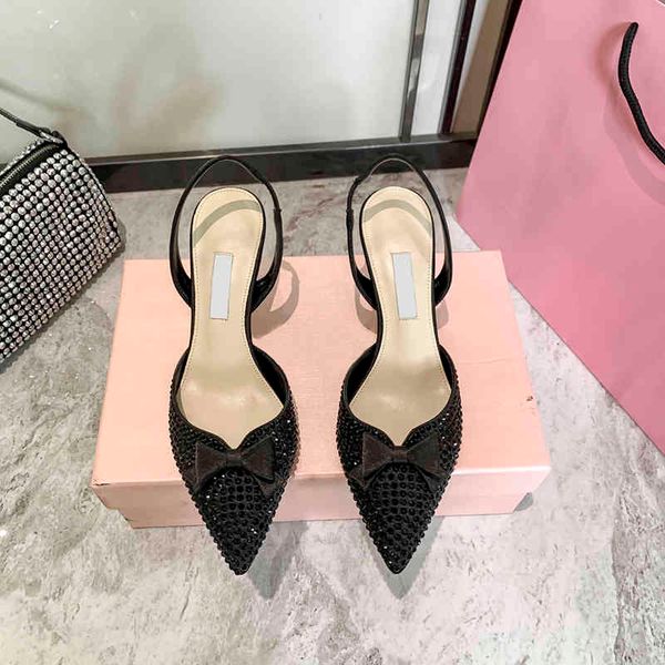 sandals luxury rhinestones pointed high heels designer fashion bow one line belt thin heeled sandals women shoes 220322, Black
sandals luxury rhinestones pointed high heels designer fashion bow one line belt thin heeled sandals women shoes 220322, Black