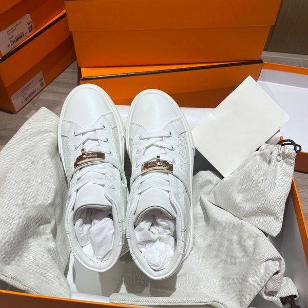 2022 designer shoes day daydream sneakers men women casual leather outdoor shoe high low white black pink trainers
2022 designer shoes day daydream sneakers men women casual leather outdoor shoe high low white black pink trainers