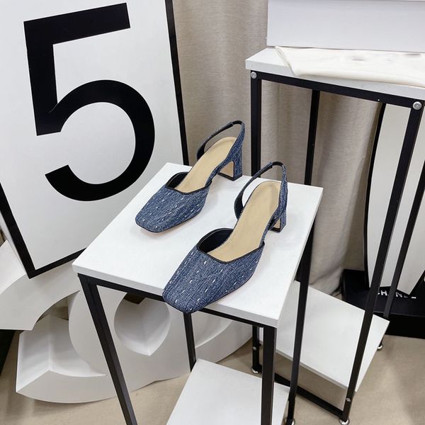 2022 luxury designer 5.5cm dress sandals womens new summer spring loafers fashion platform slippers classic causal shoes sneakers, Black
2022 luxury designer 5.5cm dress sandals womens new summer spring loafers fashion platform slippers classic causal shoes sneakers, Black