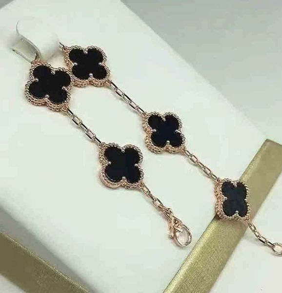 2022 classic fashion 4 leaf clover charm bracelets bangle chain 18k gold agate shell mother-of-pearl for women&girls linka8, Golden;silver
2022 classic fashion 4 leaf clover charm bracelets bangle chain 18k gold agate shell mother-of-pearl for women&girls linka8, Golden;silver