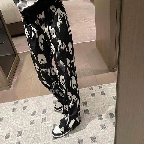 women's shorts designer black high waist and wide leg pants women's 2022 summer new panda printing loose casual vertical floor dra, White;black
women's shorts designer black high waist and wide leg pants women's 2022 summer new panda printing loose casual vertical floor dra, White;black
