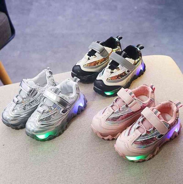 children glowing sneakers with light 2020 new led luminous casual shoes boys girls toddler breathable mesh kids sports shoes g220422, Black;red
children glowing sneakers with light 2020 new led luminous casual shoes boys girls toddler breathable mesh kids sports shoes g220422, Black;red