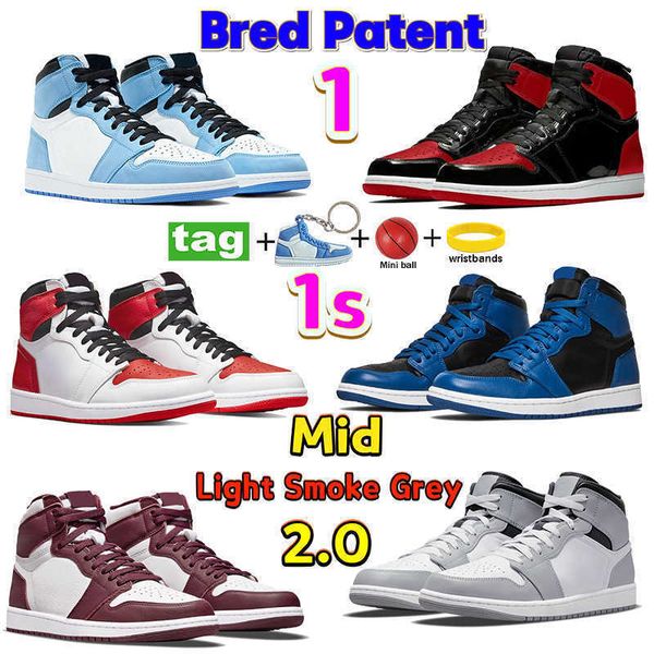 2022 fashion mens 1 1s basketball shoes dark marina blue mocha patent bred university blue heritage hyper royal twist light smoke grey 2.0
2022 fashion mens 1 1s basketball shoes dark marina blue mocha patent bred university blue heritage hyper royal twist light smoke grey 2.0