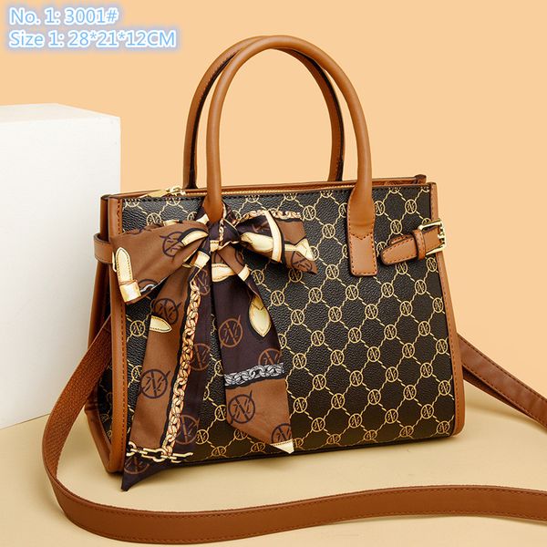 wholesale factory ladies shoulder bags 2 styles elegant plaid retro handbag three-layer barrier high-capacity contrast leather tote bag fash
wholesale factory ladies shoulder bags 2 styles elegant plaid retro handbag three-layer barrier high-capacity contrast leather tote bag fash