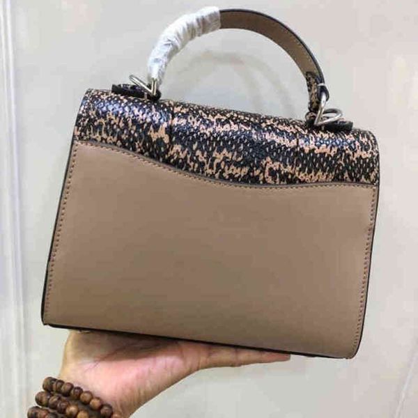 tote bags woman handbag large messenger backpack leather designer handbags brand name women crossbody lady cross body purses
tote bags woman handbag large messenger backpack leather designer handbags brand name women crossbody lady cross body purses