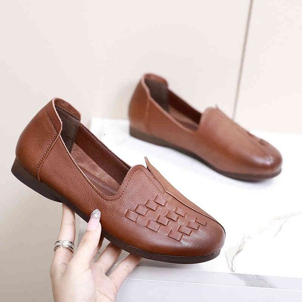 dress shoes middle-aged and elderly flat bottomed women's shoes large single cowhide mother's soft comfortable ngky, Black
dress shoes middle-aged and elderly flat bottomed women's shoes large single cowhide mother's soft comfortable ngky, Black