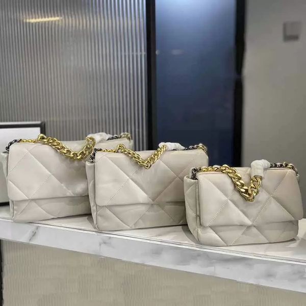 20/25/30 brilliant flap mini totes bags solid color genuine leather classic handbags luxury multi-color metal chain crossbody designer bags
20/25/30 brilliant flap mini totes bags solid color genuine leather classic handbags luxury multi-color metal chain crossbody designer bags