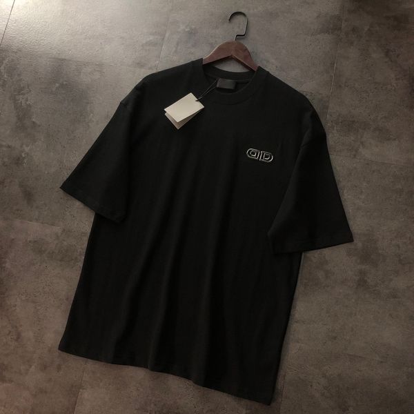 22ss new solid color openwork embroidery tee summer high-end classic short sleeve casual simple fashion breathable men women couples high st, White;black
22ss new solid color openwork embroidery tee summer high-end classic short sleeve casual simple fashion breathable men women couples high st, White;black