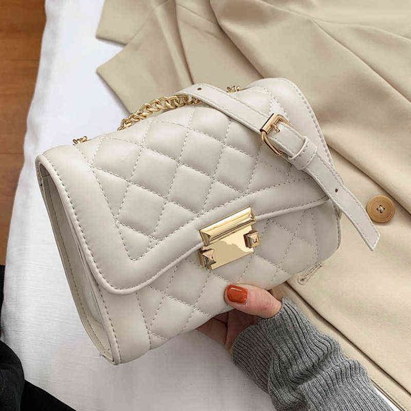 women's handbag 2021 fashion branded chain shoulder tote bags luxury pu leather small square crossbody bag female black clutches g22042
women's handbag 2021 fashion branded chain shoulder tote bags luxury pu leather small square crossbody bag female black clutches g22042