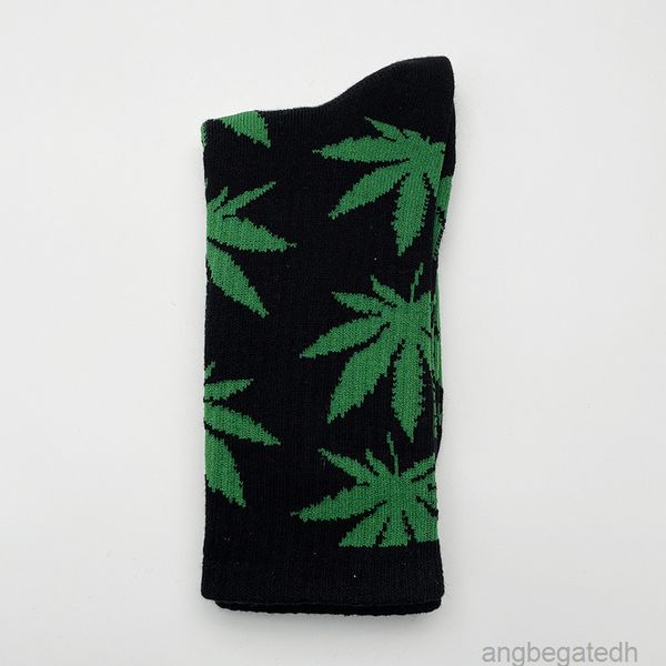 socks men's and women's maple leaf middle tube socks korean version college fengyuansu stockings lovers' tide socks personali, Black
socks men's and women's maple leaf middle tube socks korean version college fengyuansu stockings lovers' tide socks personali, Black