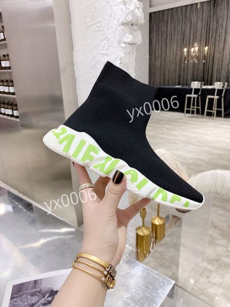fashion designer socks shoes triple black red men women fashion sneakers glitter yellow blue pink mens coach runners platform shoes
fashion designer socks shoes triple black red men women fashion sneakers glitter yellow blue pink mens coach runners platform shoes
