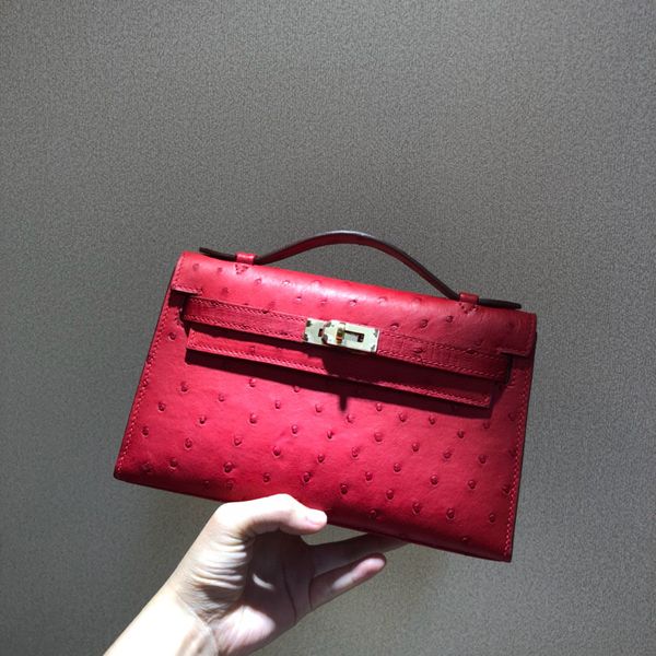 wholesale price real ostrich leather brand mini bag22cm fully handmade wax stitching 3colors fast delivery pls confirm to me if in stock
wholesale price real ostrich leather brand mini bag22cm fully handmade wax stitching 3colors fast delivery pls confirm to me if in stock