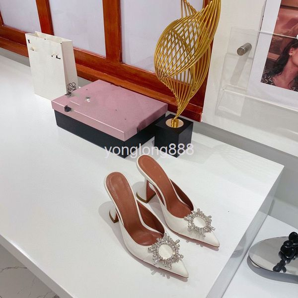 sandals high end quality silk sunflower crystal diamond buckle high heels leather horseshoe heel women's sandals, Black
sandals high end quality silk sunflower crystal diamond buckle high heels leather horseshoe heel women's sandals, Black