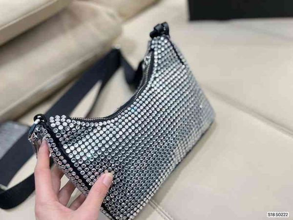 shoulder bags luxury brand designer rhinestone diamond biling tote women handbags designers underarm handbag female purses messenger vintage
shoulder bags luxury brand designer rhinestone diamond biling tote women handbags designers underarm handbag female purses messenger vintage