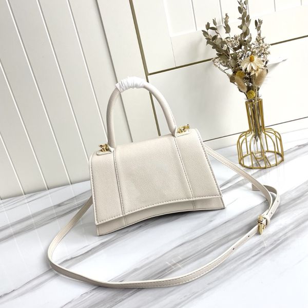 m50799 high fashion women's cross bag handbag brand celebrity same style modern elegant celebrity leather bag multicolor
m50799 high fashion women's cross bag handbag brand celebrity same style modern elegant celebrity leather bag multicolor
