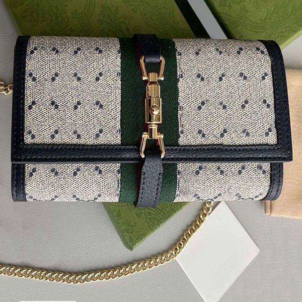 chains bag letter shoulder bags canvas cross body bags genuine leather patchwork hardware buckle design removable chain strap high quality
chains bag letter shoulder bags canvas cross body bags genuine leather patchwork hardware buckle design removable chain strap high quality