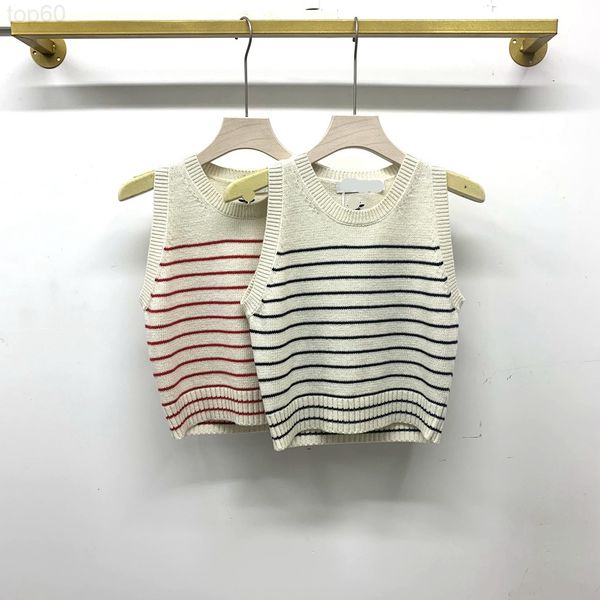 women's t-shirt designer d family ~ cattle new fashion stripe little bee letter embroidery wool knitted vest slim and age reducing blou, White
women's t-shirt designer d family ~ cattle new fashion stripe little bee letter embroidery wool knitted vest slim and age reducing blou, White