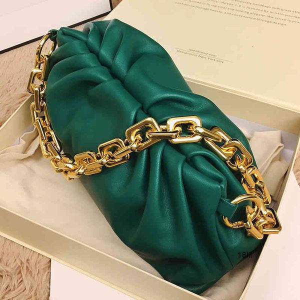 pouch outdoor sports designer venetas bottegas bagschain cloud portable single shoulder underarm small leather womens fashion
pouch outdoor sports designer venetas bottegas bagschain cloud portable single shoulder underarm small leather womens fashion