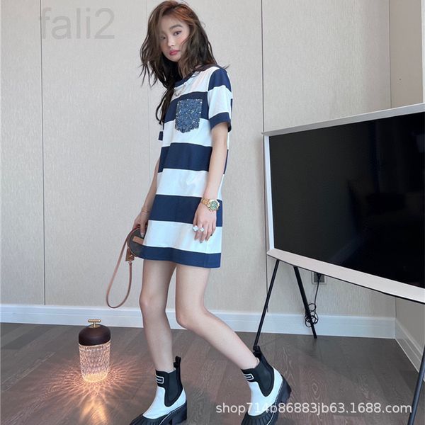 casual dresses designer wide stripe short sleeve slim dress women's summer round neck wrap hip medium length student bottoming out new, Black;gray
casual dresses designer wide stripe short sleeve slim dress women's summer round neck wrap hip medium length student bottoming out new, Black;gray