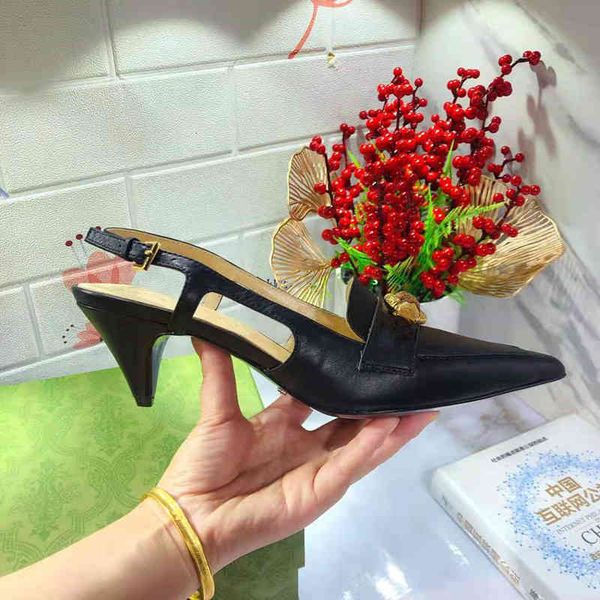 sandals summer luxury designer womens sandals high heels leather with fashion banquet women shoes metal pointed wedding shoe large 5.5cm 5sk, Black
sandals summer luxury designer womens sandals high heels leather with fashion banquet women shoes metal pointed wedding shoe large 5.5cm 5sk, Black