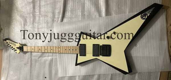 hamer gt glenn tipton judas priest white cream explorer electirc guitar, kahler tremolo bridge, copy emg picups, black hardware
hamer gt glenn tipton judas priest white cream explorer electirc guitar, kahler tremolo bridge, copy emg picups, black hardware