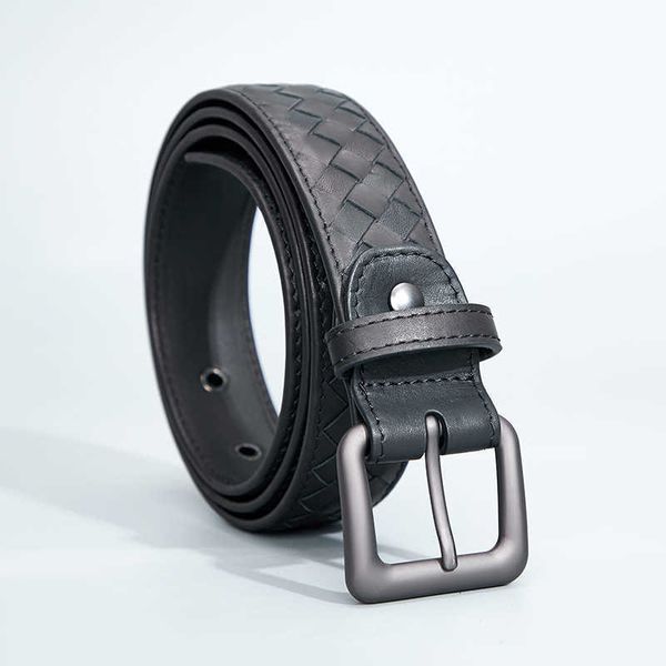 2022 new men's leather belt needle buckle wide waistband single loop woven pure head classic luxury belts for men, Black;brown
2022 new men's leather belt needle buckle wide waistband single loop woven pure head classic luxury belts for men, Black;brown