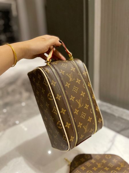 m47528 old flower double zipper makeup package cosmetic bags clutch handbag crossbody designer bags tote leather evening bag
m47528 old flower double zipper makeup package cosmetic bags clutch handbag crossbody designer bags tote leather evening bag
