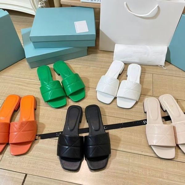 2022 new fashion casual slippers op09 low heel square head flat bottom triangular logo embroidery grid color open-toe one-word beach slipper, Black
2022 new fashion casual slippers op09 low heel square head flat bottom triangular logo embroidery grid color open-toe one-word beach slipper, Black