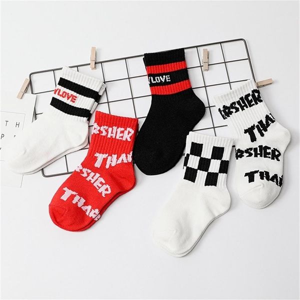 5 pairs lot kids boy girl cotton breathable short tube sports socks leisure trendy children's socks 3-12 t lj201216293f, Pink;yellow
5 pairs lot kids boy girl cotton breathable short tube sports socks leisure trendy children's socks 3-12 t lj201216293f, Pink;yellow