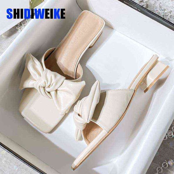 new fashion soft leather wedding slippers luxury women peep toe bedroom home sandals bride bridesmaid wedding shoes with bow 220519, Black
new fashion soft leather wedding slippers luxury women peep toe bedroom home sandals bride bridesmaid wedding shoes with bow 220519, Black