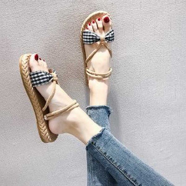 classic luxury paris women's slippers casual sandals flat 2022 summer fashion anti-slip beach gothic kawaii shoes zapatillas mujer desi, Black
classic luxury paris women's slippers casual sandals flat 2022 summer fashion anti-slip beach gothic kawaii shoes zapatillas mujer desi, Black