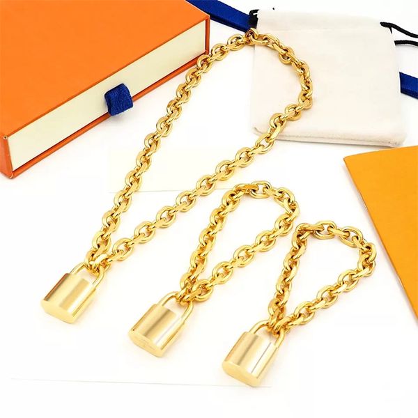 lock head pendant necklaces mens womens designer jewelry silver rose gold colorfast stainless steel material creative fashion cute custom pe
lock head pendant necklaces mens womens designer jewelry silver rose gold colorfast stainless steel material creative fashion cute custom pe