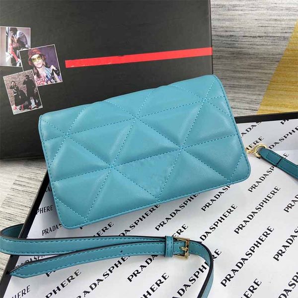 women's messenger bag leather luxury designer bags hardware chain wallet 3 compartment fashion shoulder tote bags retro letter backpack
women's messenger bag leather luxury designer bags hardware chain wallet 3 compartment fashion shoulder tote bags retro letter backpack