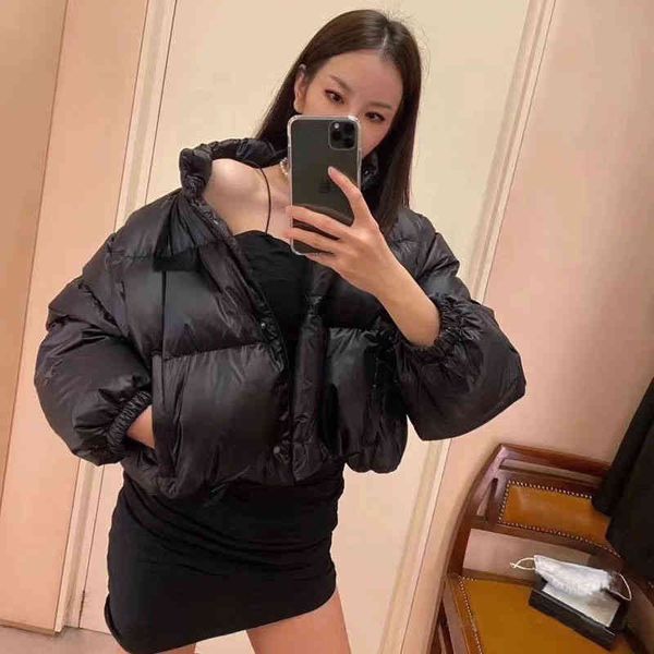 p family's 2022 new down jacket women's short detachable sleeve triangular standard stand collar bread jacket thickened warm jacke, Black
p family's 2022 new down jacket women's short detachable sleeve triangular standard stand collar bread jacket thickened warm jacke, Black