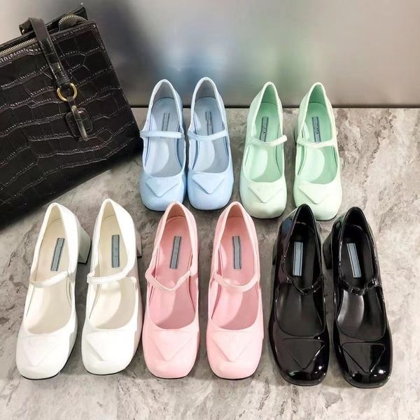 designers heels 4.5cm women sandals black white pink slipper triangle retro mary jane mules platform sandal
designers heels 4.5cm women sandals black white pink slipper triangle retro mary jane mules platform sandal