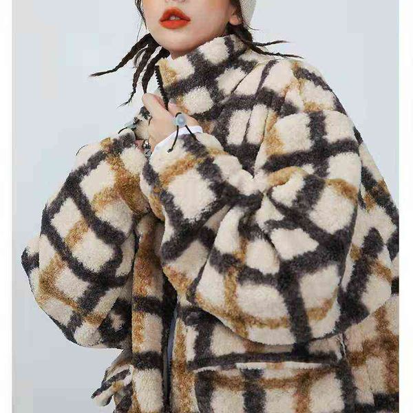 small fragrance jacket women new autumn and winter cotton clothes korean style fashion thick loose retro plaid cotton coat new t220714, Black
small fragrance jacket women new autumn and winter cotton clothes korean style fashion thick loose retro plaid cotton coat new t220714, Black