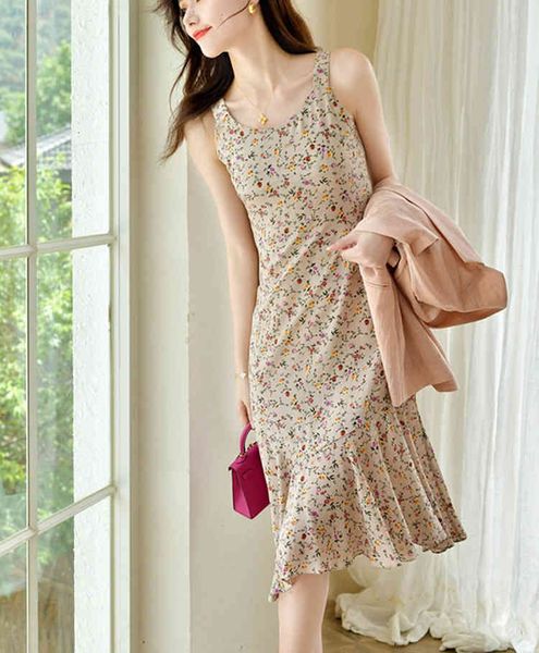 casual dresses romantfloral temperament, slim waist, silk fishtail suspender skirt, female dress, Black;gray
casual dresses romantfloral temperament, slim waist, silk fishtail suspender skirt, female dress, Black;gray