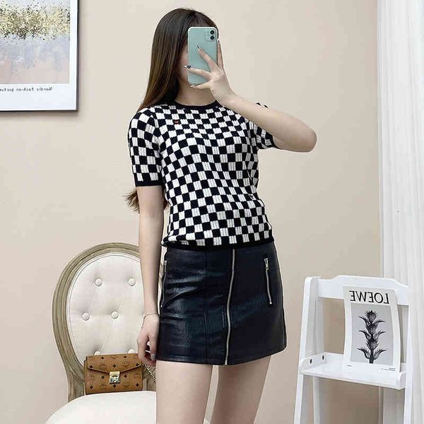 women's knits & tees chessboard love little bee black and white plaid short sleeve round neck women's slim knit cashmere sweater u
women's knits & tees chessboard love little bee black and white plaid short sleeve round neck women's slim knit cashmere sweater u