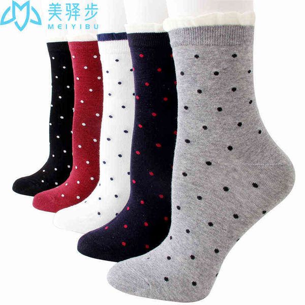 pairs per set socks dot women's socks manufacturers sock cute l220714, Black;white
pairs per set socks dot women's socks manufacturers sock cute l220714, Black;white