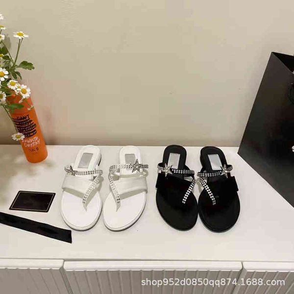 g family slippers 2022 three color beach flat women wear large women's shoes outside, Black
g family slippers 2022 three color beach flat women wear large women's shoes outside, Black