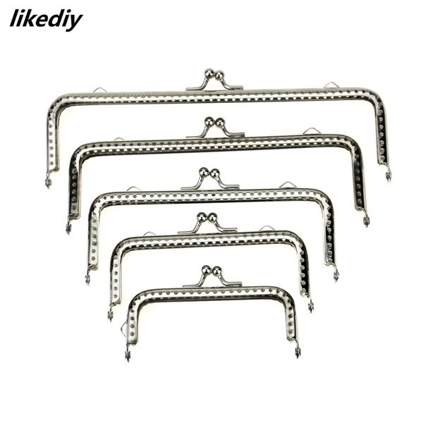 20 pcslot 5 sizes square glossy silver basic metal purse frame kiss clasp lock diy bag accessories 8510512515518cm 220713, Black
20 pcslot 5 sizes square glossy silver basic metal purse frame kiss clasp lock diy bag accessories 8510512515518cm 220713, Black