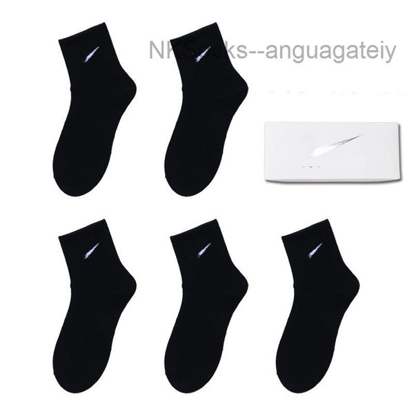 fashion men's classic socks gift box stockings hook brand black white gray medium tube sports cotton sweat absorbing sock men women lux
fashion men's classic socks gift box stockings hook brand black white gray medium tube sports cotton sweat absorbing sock men women lux