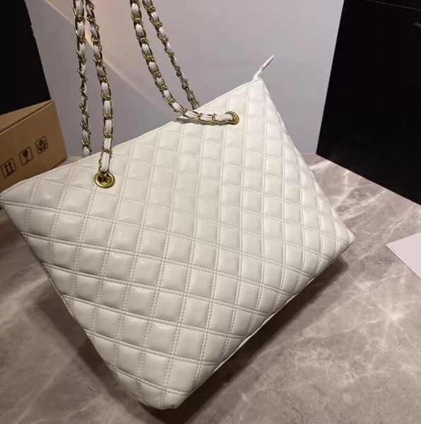 sw 2022ssw france womens vinatge jumbo classical quilted bags aged gold metal hardware matelasse chain shoulder handbags luxury designer lar
sw 2022ssw france womens vinatge jumbo classical quilted bags aged gold metal hardware matelasse chain shoulder handbags luxury designer lar