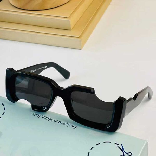 classic trend mens and womens sunglasses ow40006 unique designer cool hole frame ladies self-driving travel glasses, White;black
classic trend mens and womens sunglasses ow40006 unique designer cool hole frame ladies self-driving travel glasses, White;black