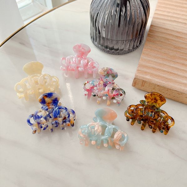 women hollow round twist clamps 4.9 cm acetic acid small hair clips claw floral pattern hairpins, Slivery;golden
women hollow round twist clamps 4.9 cm acetic acid small hair clips claw floral pattern hairpins, Slivery;golden
