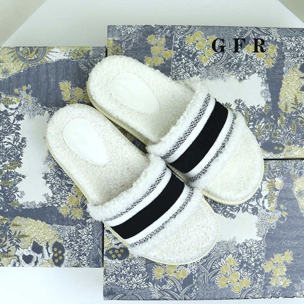 fashion women wool sandals selling slippers woman slipper shoes autumn winter slides sandal size 35-41 by shoe008 01, Black
fashion women wool sandals selling slippers woman slipper shoes autumn winter slides sandal size 35-41 by shoe008 01, Black