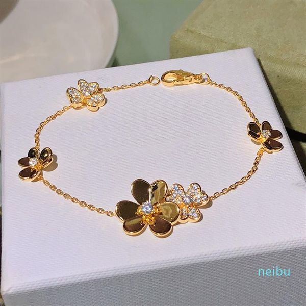 925 sterling silver brand jewelry for women silver chain clover bracelet praty wedding jewelry gold color flower clover bracelet2071, Black
925 sterling silver brand jewelry for women silver chain clover bracelet praty wedding jewelry gold color flower clover bracelet2071, Black